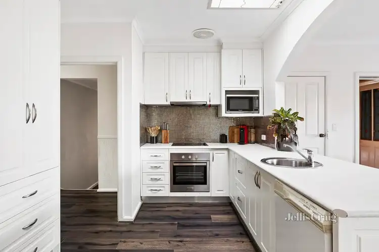 Fifth view of Homely house listing, 3 Ulrich Court, Viewbank VIC 3084
