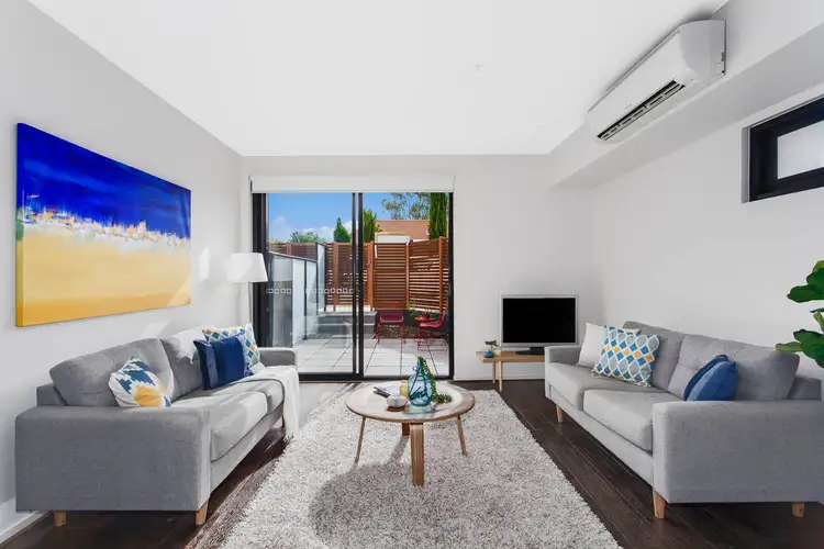 Main view of Homely townhouse listing, 5/10 Emily Street, Carnegie VIC 3163