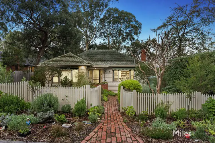 8 Jacka Street, Macleod VIC 3085