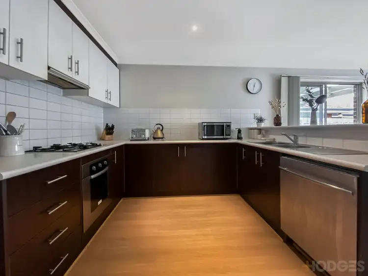 Fifth view of Homely unit listing, 2/7 Montana Drive, Werribee VIC 3030