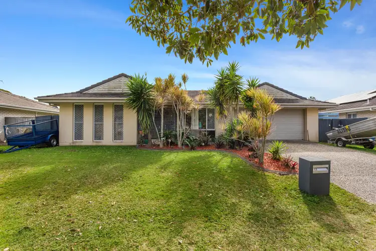 12 Adam Street, Beachmere QLD 4510