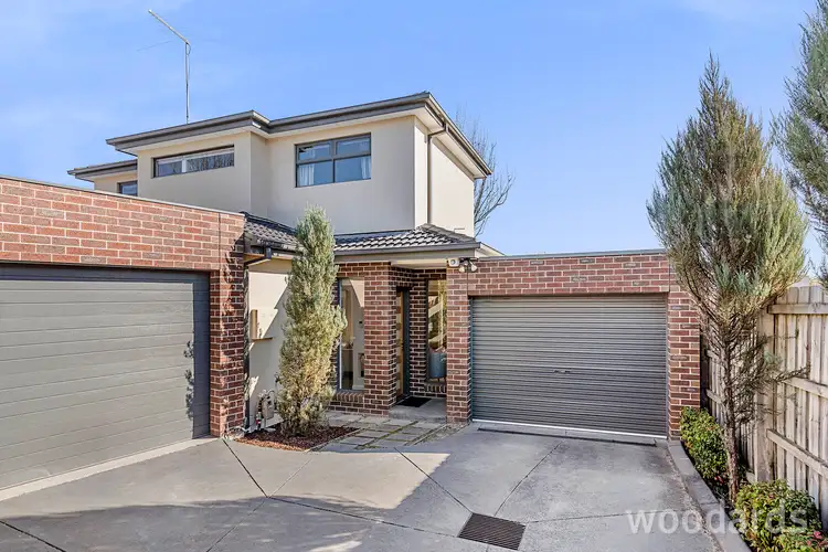 2/17 Cassinia Avenue, Ashwood VIC 3147