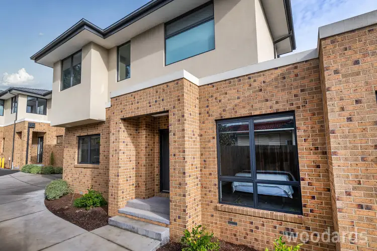 2/23 Mitchell Road, Mont Albert North VIC 3129