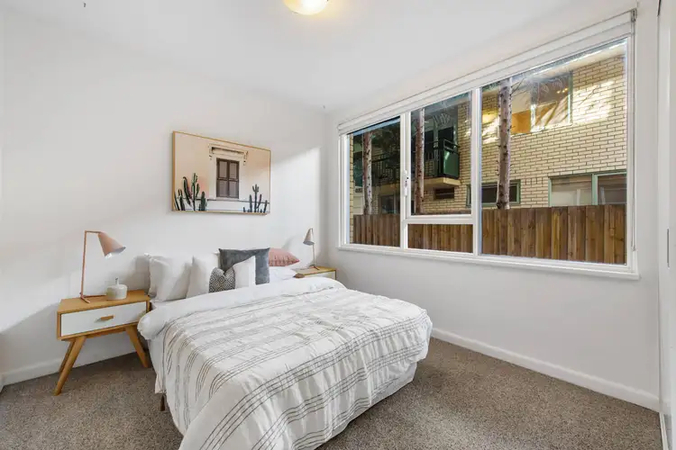 Fourth view of Homely apartment listing, 2/5 Alfriston Street, Elwood VIC 3184