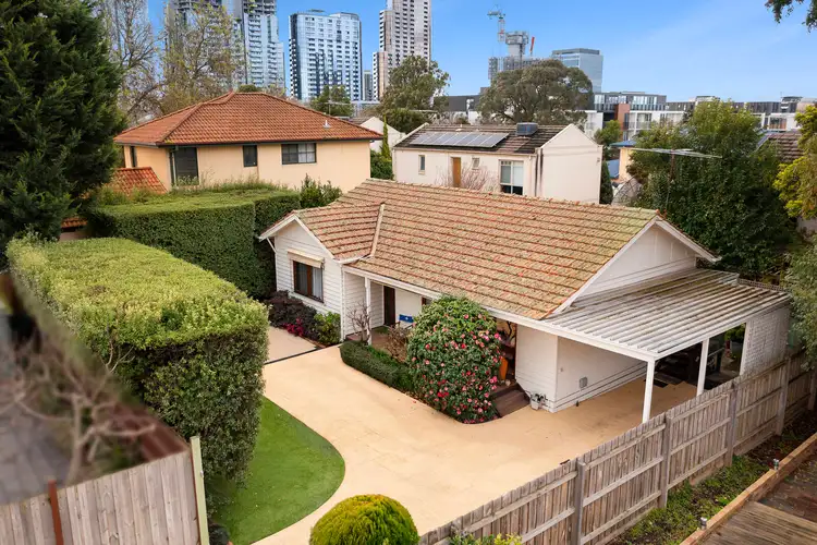 2/414 Elgar Road, Box Hill VIC 3128