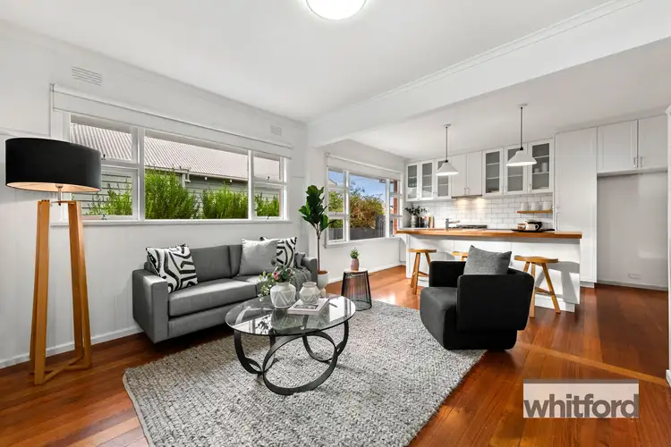 16 Clarke Street, Newtown VIC 3220