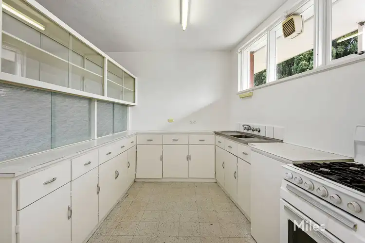 Fifth view of Homely apartment listing, 5/101 Lower Heidelberg Road, Ivanhoe VIC 3079