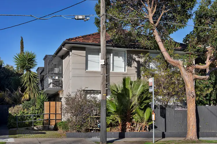 8/128 Glen Huntly Road, Elwood VIC 3184