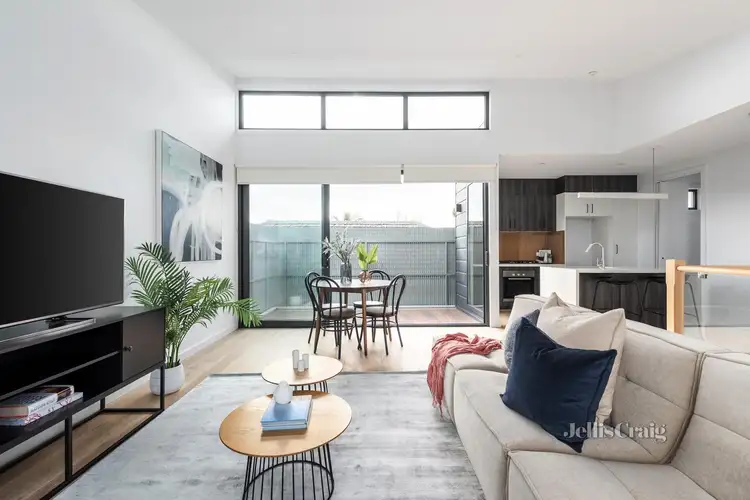 2/26 Ames Avenue, Carnegie VIC 3163