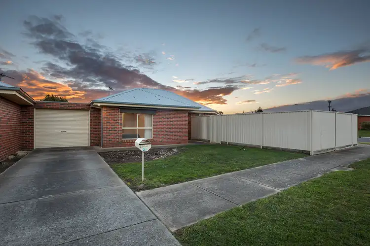 Main view of Homely house listing, 2/26 Bonshaw Drive, Sebastopol VIC 3356