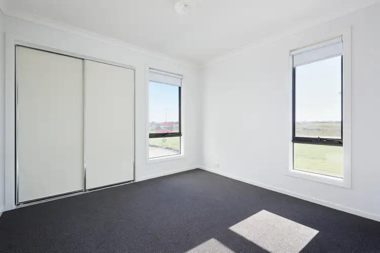 Sixth view of Homely townhouse listing, 2 Jarli Walk, Deanside VIC 3336