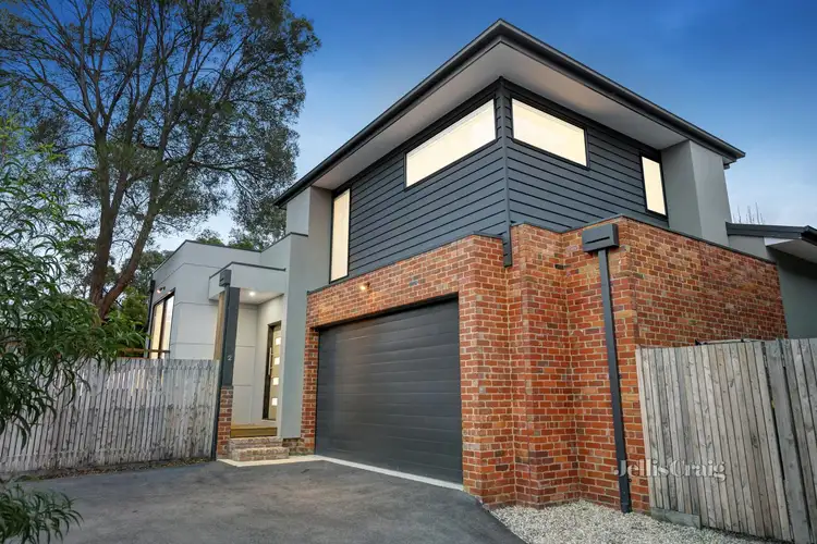 2/14 Research Warrandyte Road, Research VIC 3095