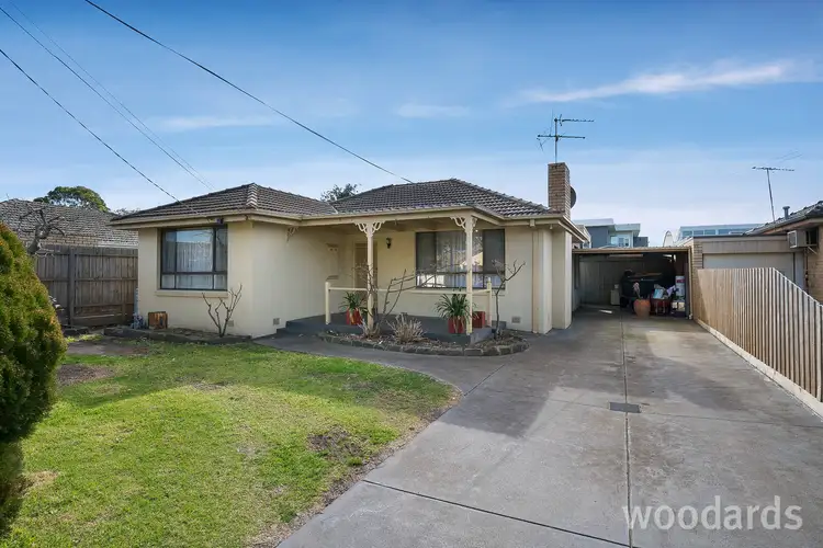 1 Tasman Road, Bentleigh East VIC 3165
