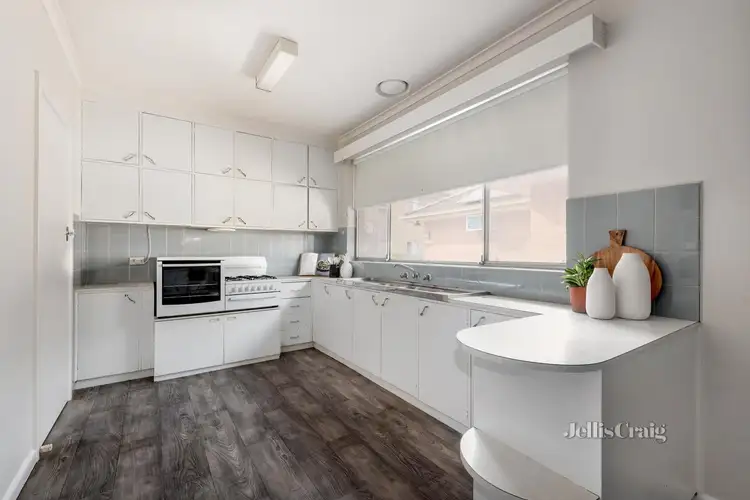 Fifth view of Homely unit listing, 2/26 Royal Avenue, Glen Huntly VIC 3163