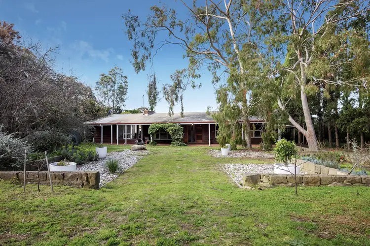 58 North Valley Road, Highton VIC 3216