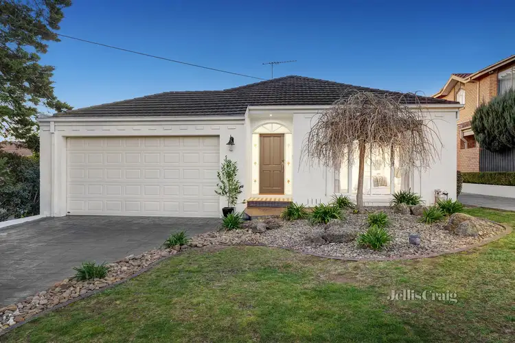 1/64 Coorie Crescent, Rosanna VIC 3084