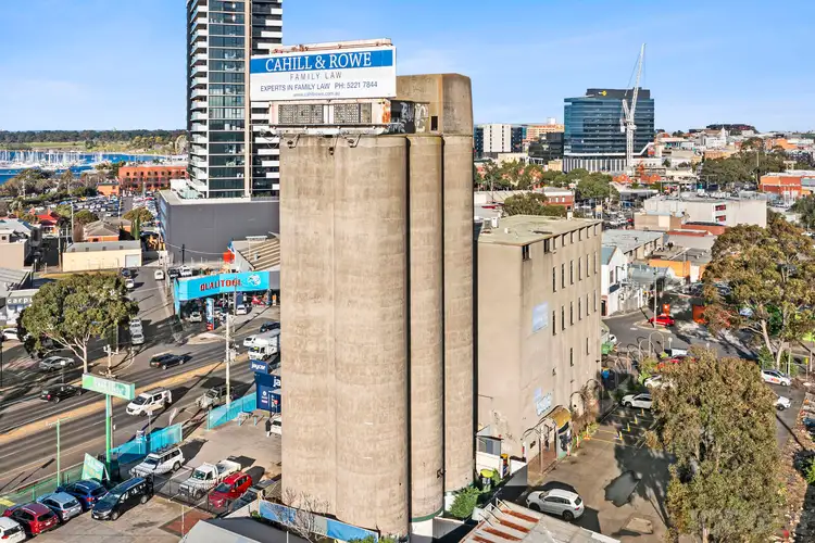 Fifth view of Homely house listing, 2 Roy Street, Geelong VIC 3220