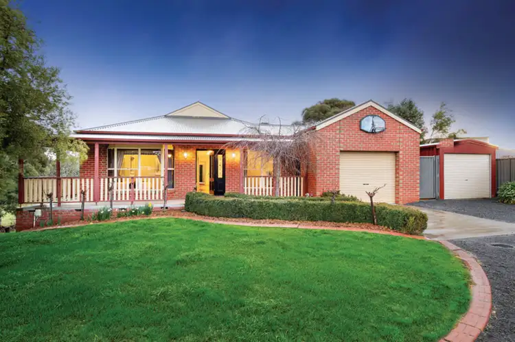 4 Rattray Court, Canadian VIC 3350