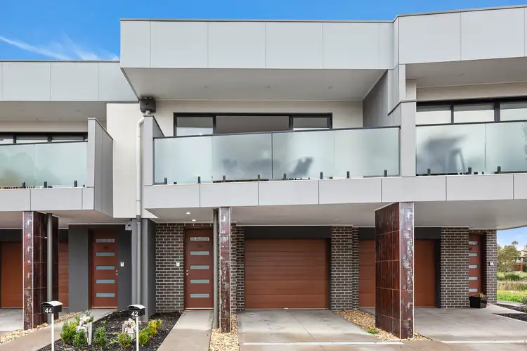42 Waterway Boulevard, Doreen VIC 3754