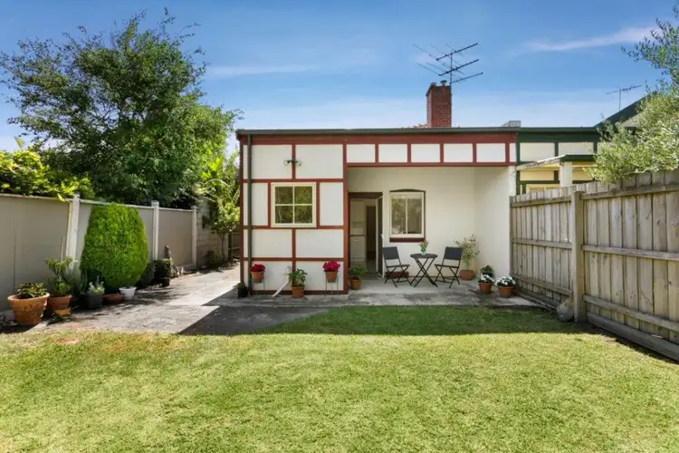 67 Foam Street, Elwood VIC 3184