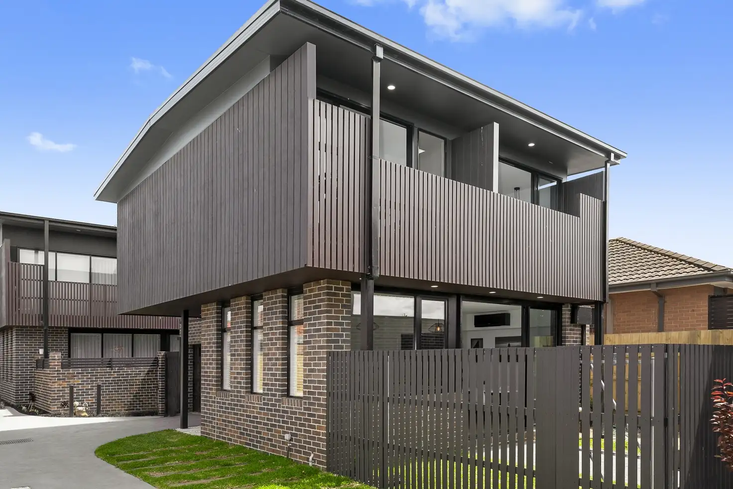 Main view of Homely townhouse listing, 2/18 Clonard Avenue, Geelong West VIC 3218