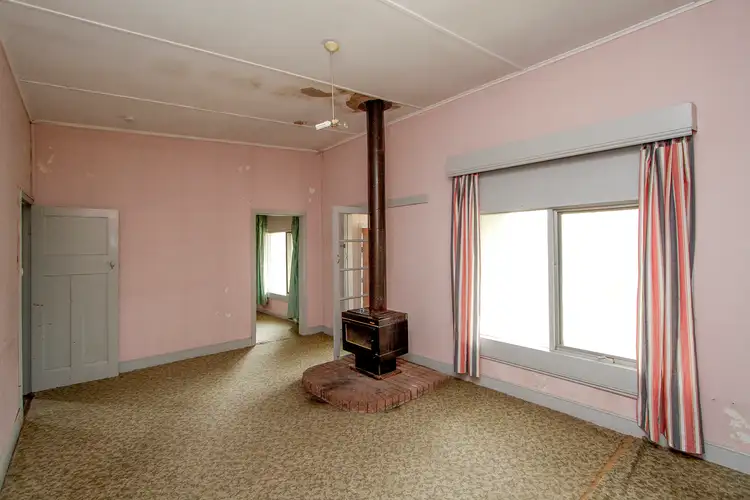Fifth view of Homely house listing, 10 Davies Street, Seaspray VIC 3851