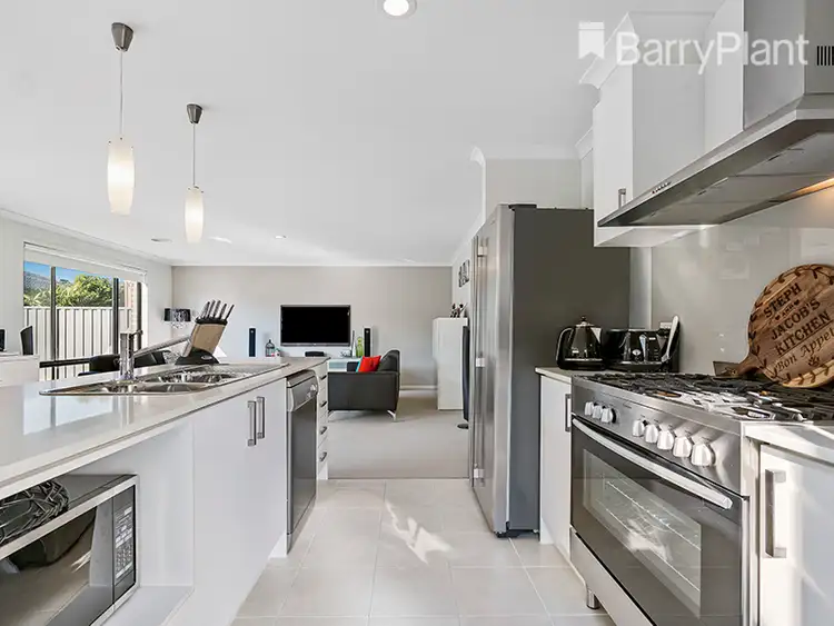 Sixth view of Homely house listing, 18 Mirima Street, Tarneit VIC 3029