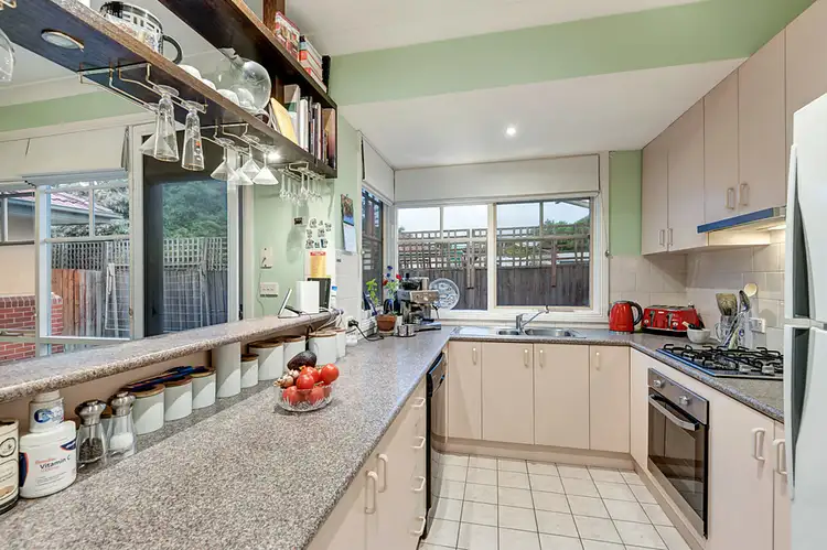 Fifth view of Homely unit listing, 2/287-289 Gillies Street, Fairfield VIC 3078