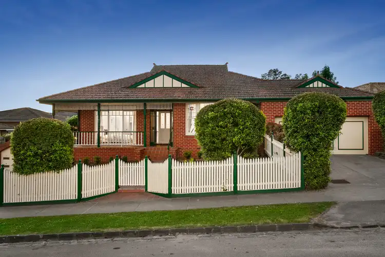 1/4 Florence Road, Surrey Hills VIC 3127