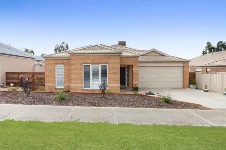15 Dakota Avenue, Wallan VIC 3756