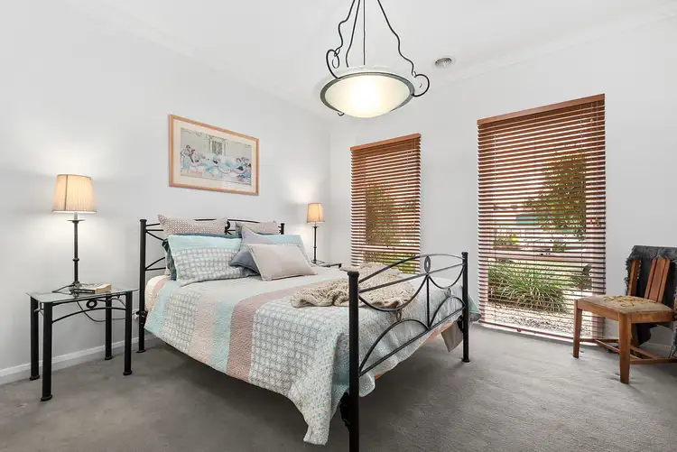 Fourth view of Homely house listing, 2 Erica Court, Bellfield VIC 3081