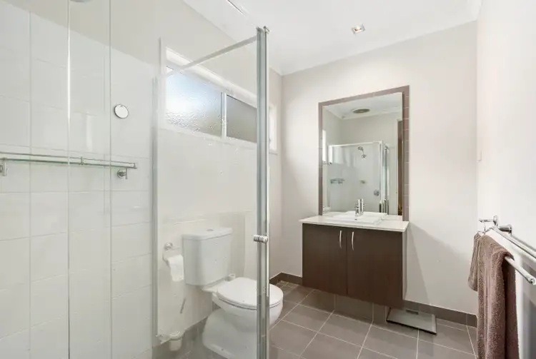 Fifth view of Homely house listing, 11 Prospect Place, Wallan VIC 3756
