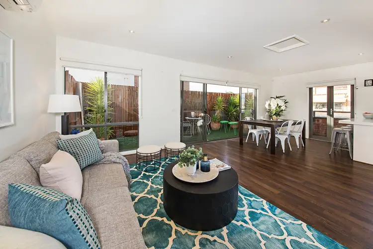 Third view of Homely apartment listing, 5/47 Murrumbeena Road, Murrumbeena VIC 3163