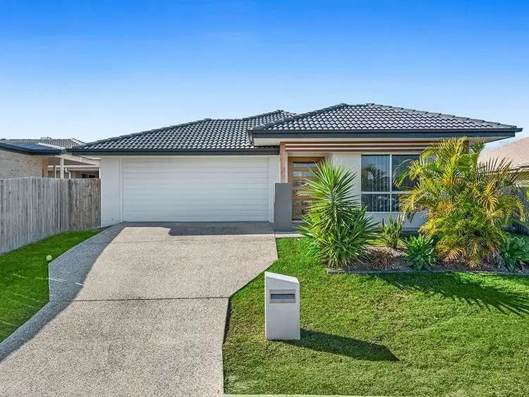 4 Maidstone Lane, Pimpama QLD 4209