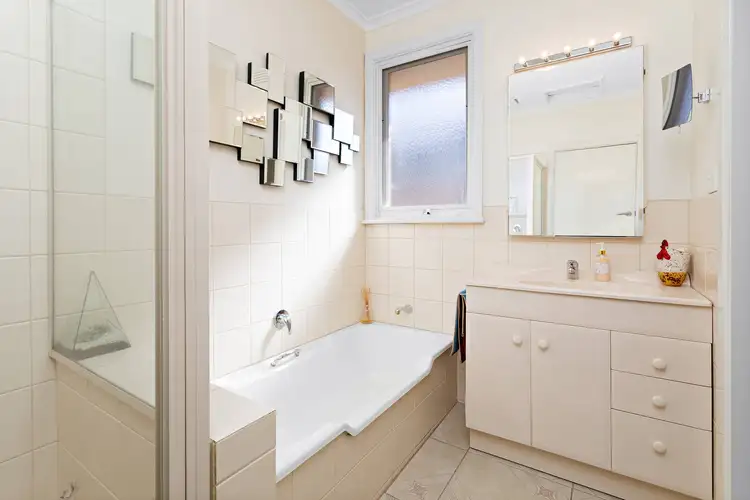 Sixth view of Homely unit listing, 1/430 Warrigal Road, Ashburton VIC 3147