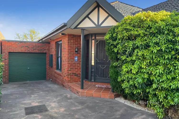2/10 Ross Street, Bentleigh VIC 3204