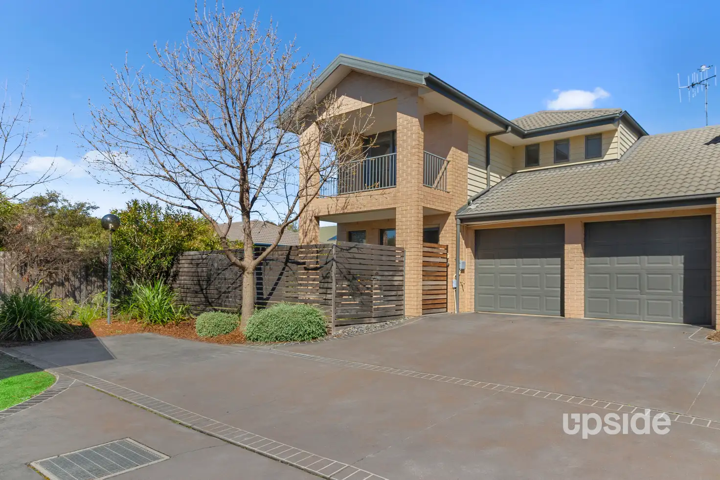 Main view of Homely townhouse listing, 8/11 Hutchison Circuit, Crestwood NSW 2620
