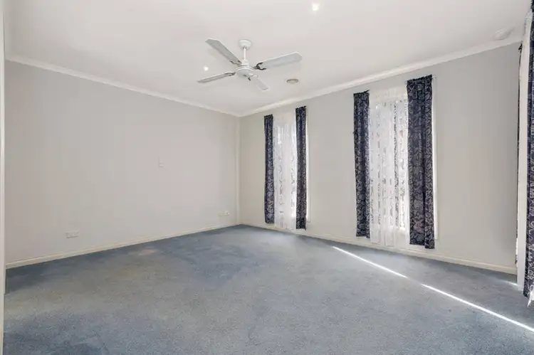 Fifth view of Homely house listing, 3 Parbury Avenue, Lake Gardens VIC 3355