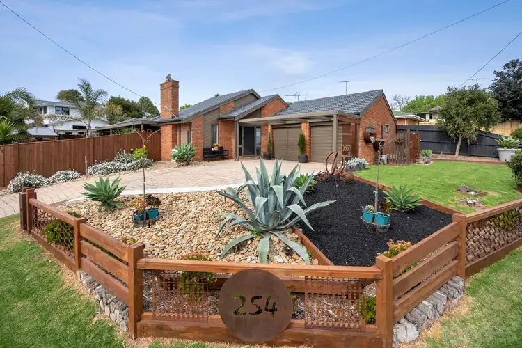 254 Scenic Road, Highton VIC 3216