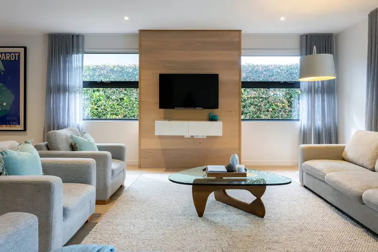 Second view of Homely house listing, 33 Roborough Avenue, Mount Eliza VIC 3930