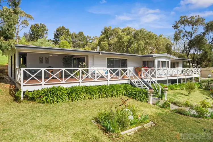 165 Waurn Ponds Drive, Waurn Ponds VIC 3216