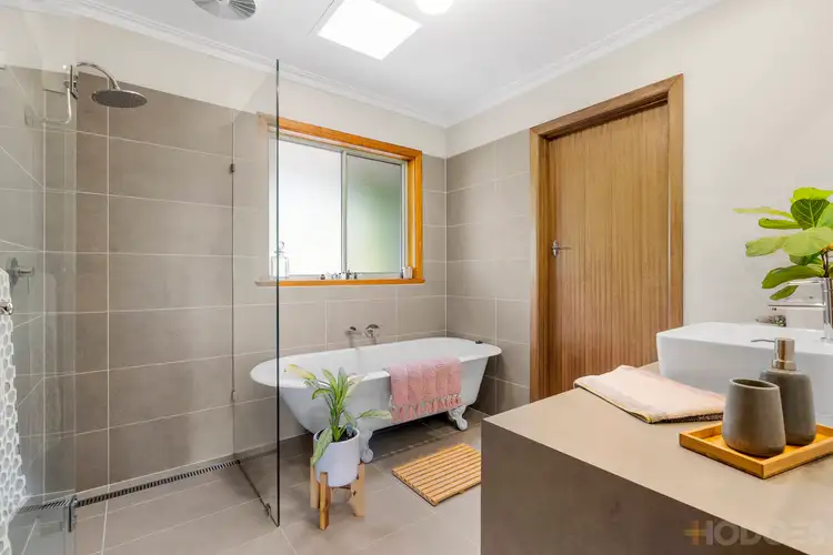 Fifth view of Homely house listing, 165 Waurn Ponds Drive, Waurn Ponds VIC 3216