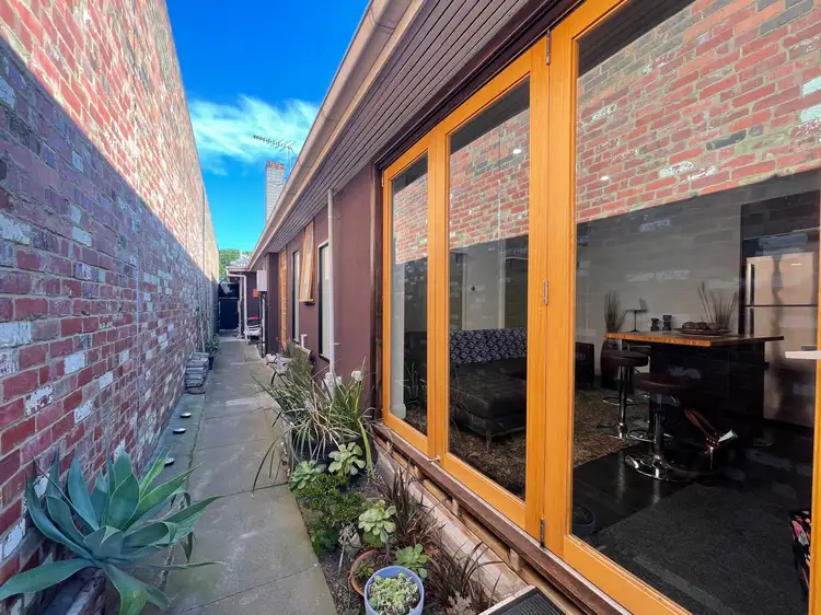 2/1267 North Road, Oakleigh VIC 3166