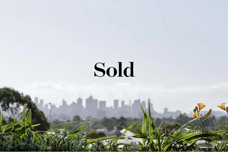 Main view of Homely unit listing, 1/11 Wood Street, Bentleigh VIC 3204