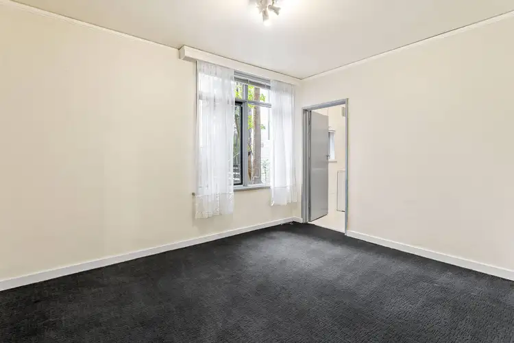 Fifth view of Homely apartment listing, 10/37 Myrnong Crescent, Ascot Vale VIC 3032