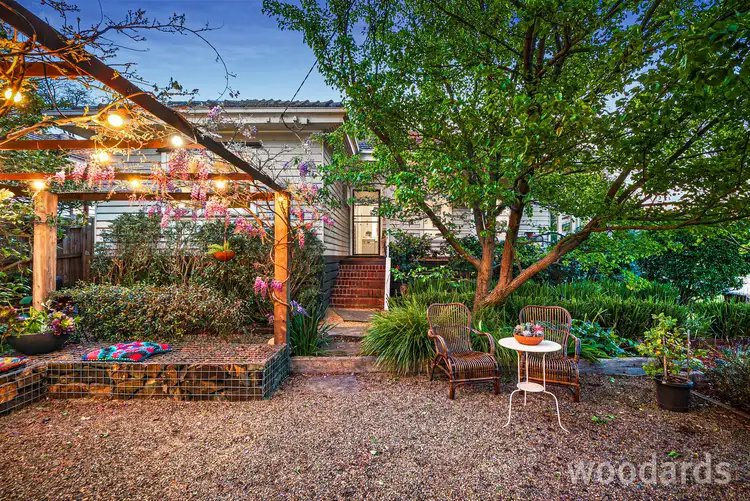 25 Box Hill Crescent, Mont Albert North VIC 3129