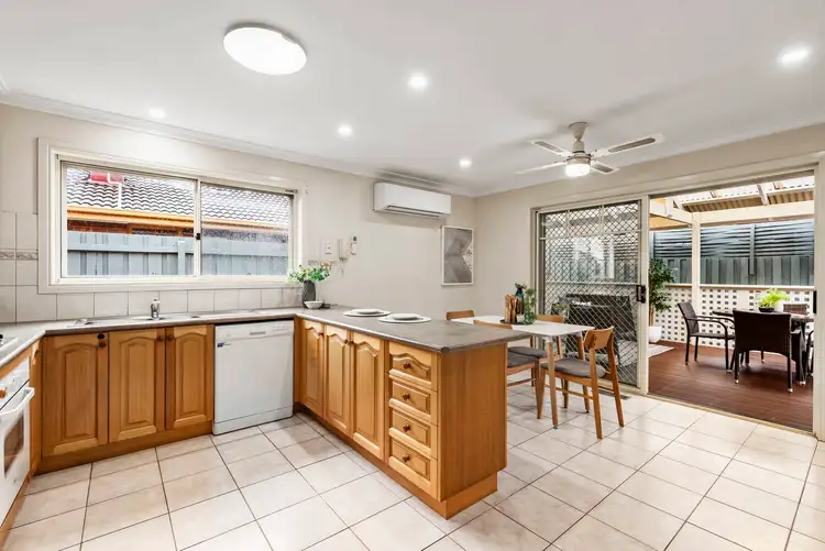 Fifth view of Homely unit listing, 2/30 Albert Street, Mount Waverley VIC 3149
