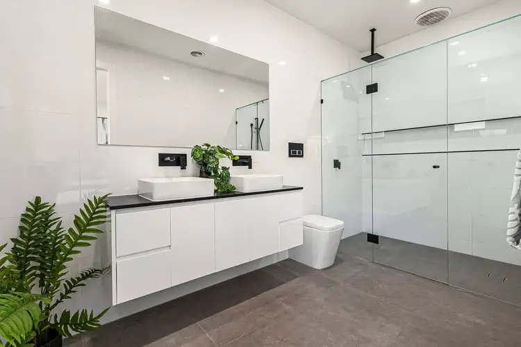 Sixth view of Homely townhouse listing, 32B Luckins Road, Bentleigh VIC 3204