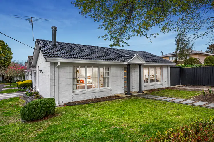 1/2 Evans Road, Kew VIC 3101