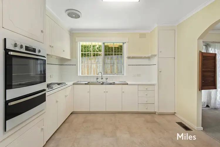 Fifth view of Homely unit listing, 2/16 Lantana Street, Ivanhoe VIC 3079